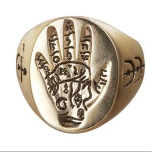 Verameat Talk to the Witch Hand Signet Ring